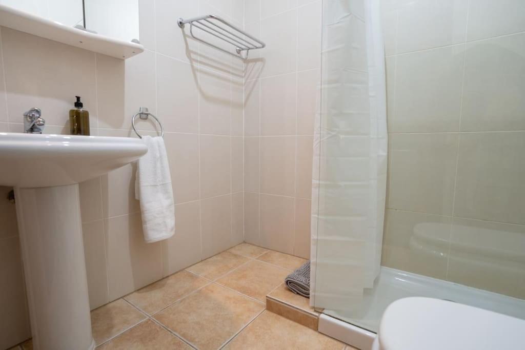 Beautiful Home In Lanzarote 5 Mins From Marina بلايا بلانكا المظهر الخارجي الصورة