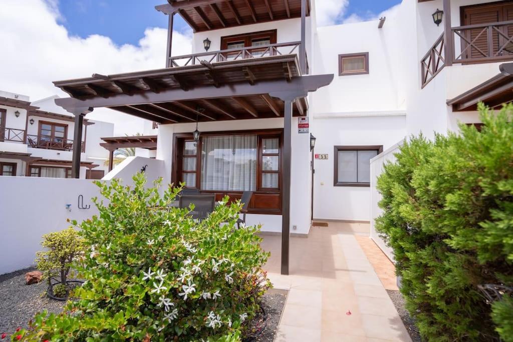 Beautiful Home In Lanzarote 5 Mins From Marina بلايا بلانكا المظهر الخارجي الصورة